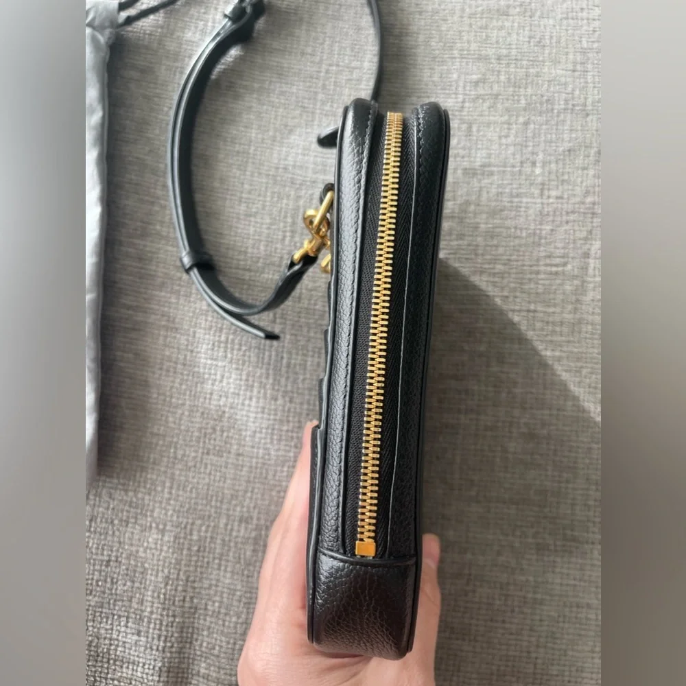 Authentic Balenciaga body bag - Picture 11 of 15